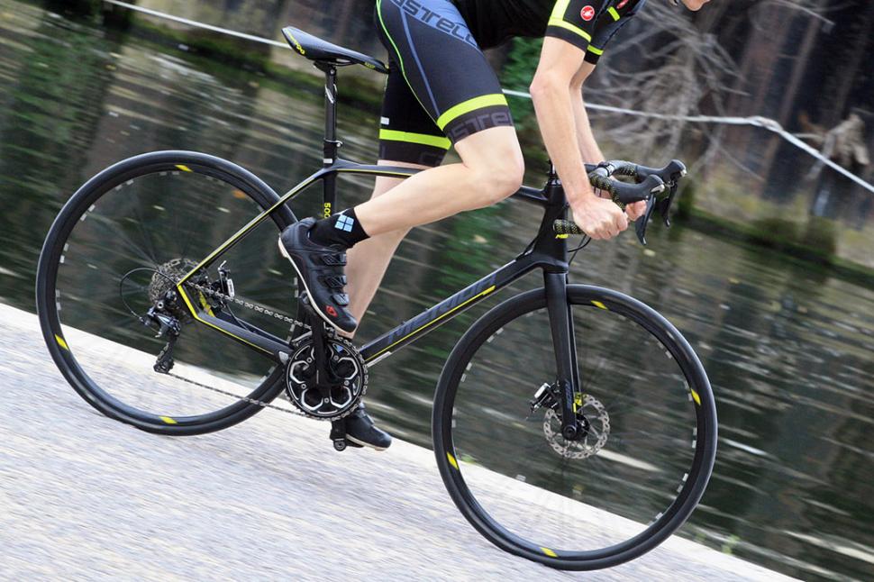 Review Merida Ride Disc 5000 road bike road.cc